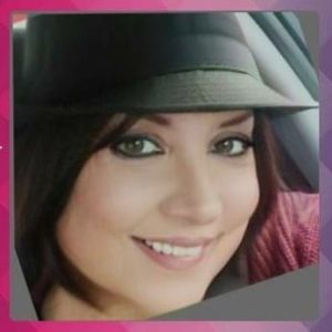 Meet your Posher, Yolanda